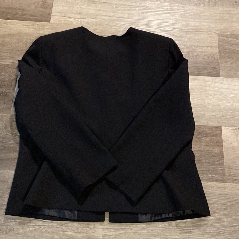 TAHARI Arthur S. Levine you omens black ruffle gold zipper blazer size 18 - Picture 8 of 9